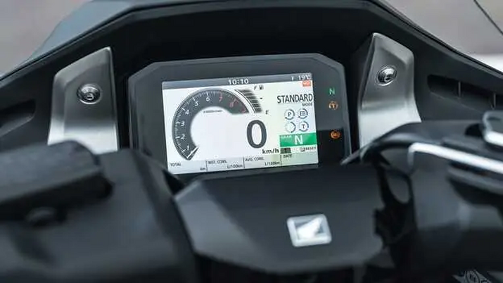FORZA 750