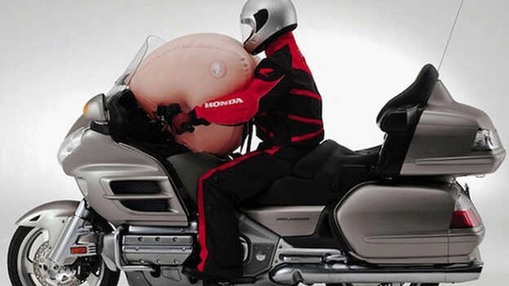 GL1800 GOLD WING TOUR