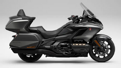 GL1800 GOLD WING TOUR